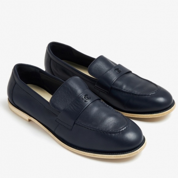 Chanel Interlocking CC Logo Loafers Size 36 - Picture 14 of 14